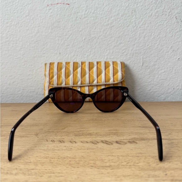 Sezane Bianca Sunglasses - Picture 3 of 5